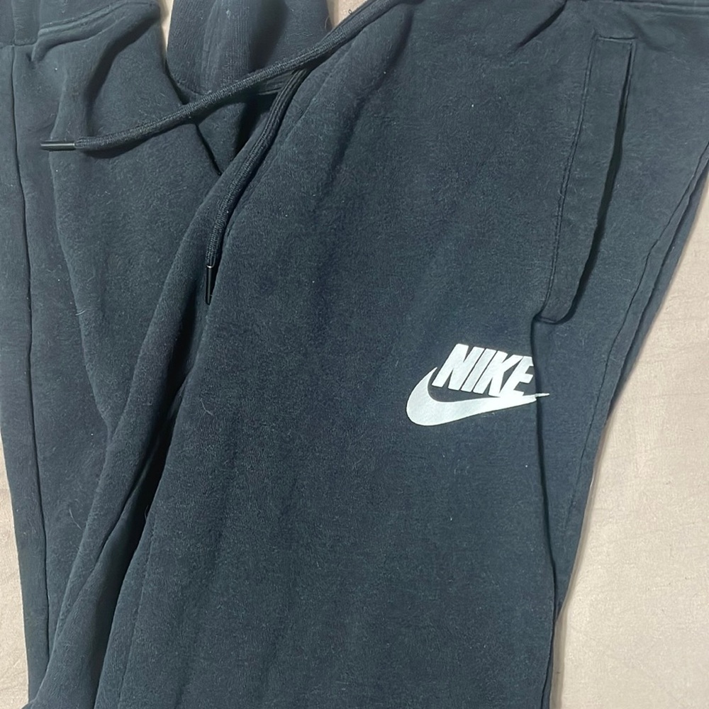 Women’s XS Nike joggers